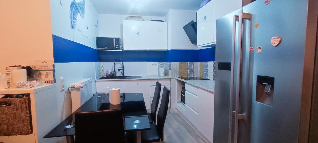 Jolie Appartement Avec Un Jardin Meaux Exterior photo