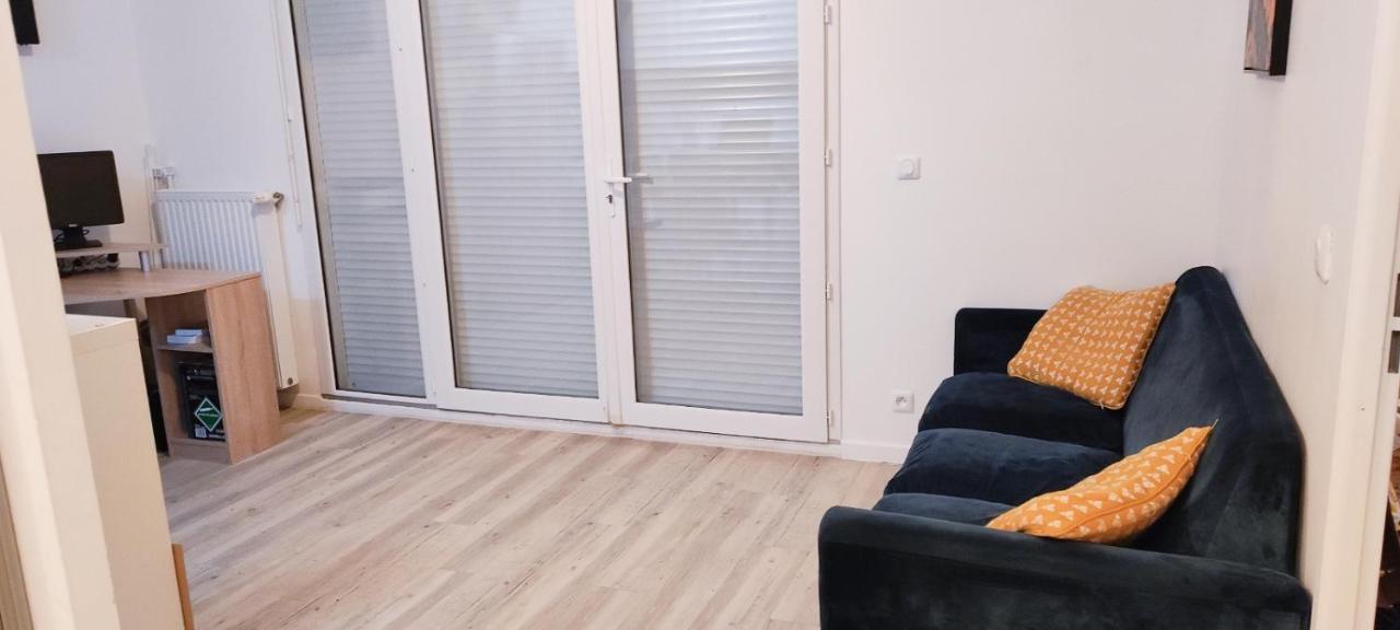 Jolie Appartement Avec Un Jardin Meaux Exterior photo