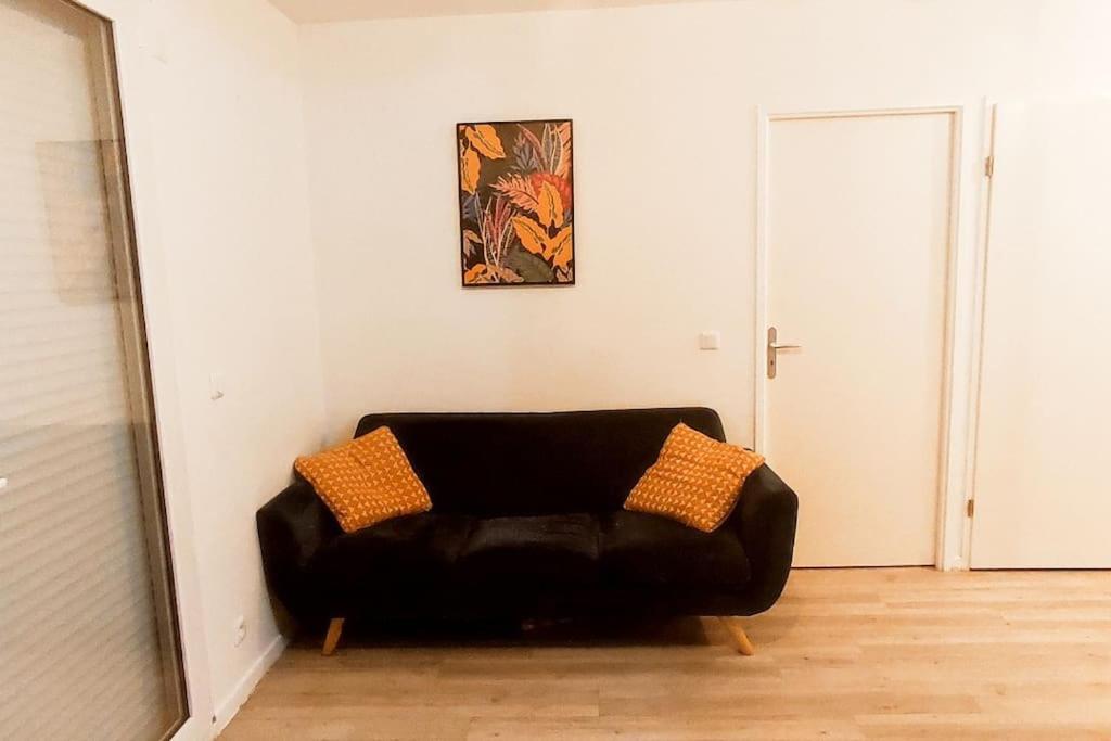 Jolie Appartement Avec Un Jardin Meaux Exterior photo