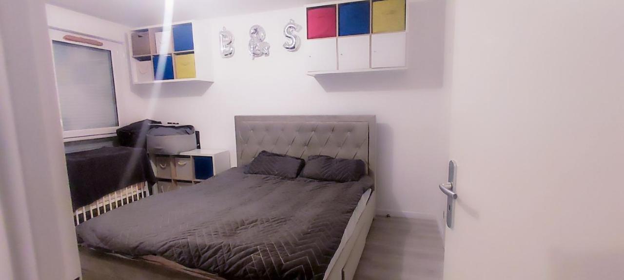Jolie Appartement Avec Un Jardin Meaux Exterior photo